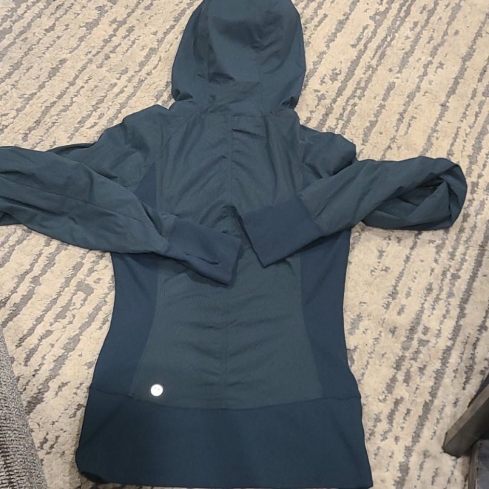 Lululemon In Flux Hooded Jacket Reversible - 6 - Picture 11 of 13